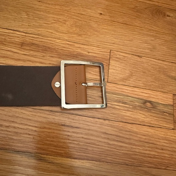 Vera Pelle Women’s Tan Leather Belt - Picture 6 of 7